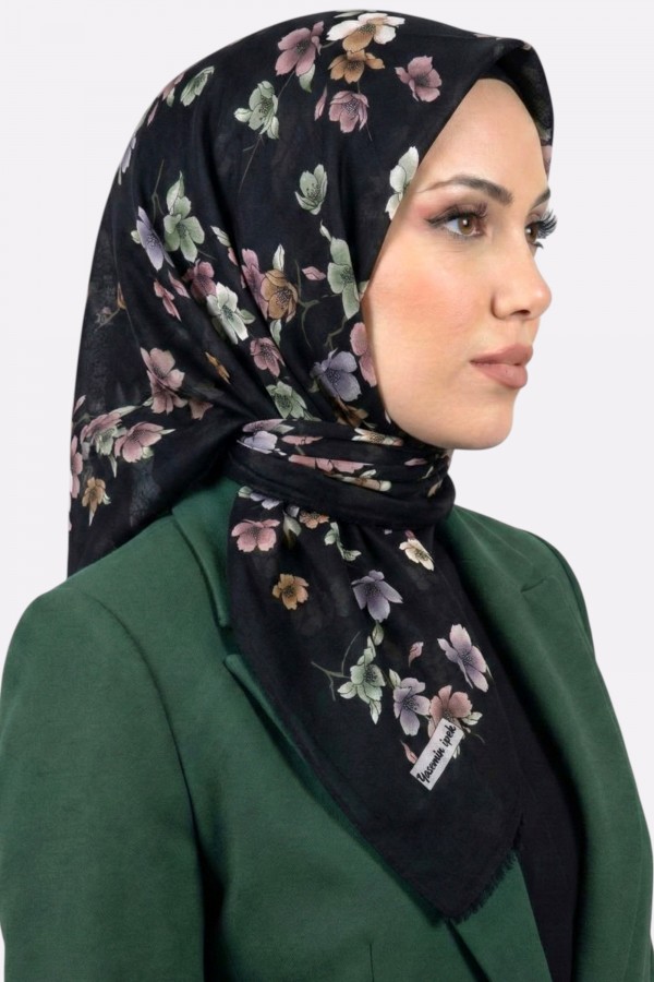 Yasemin İpek Desenli Flamlı Eşarp 6529-21