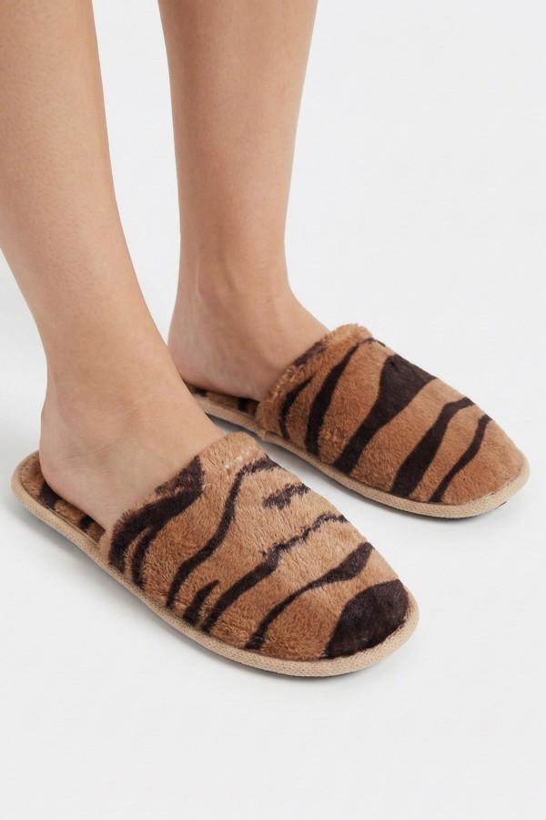 Kadın Desenli Ev Terliği 202-17